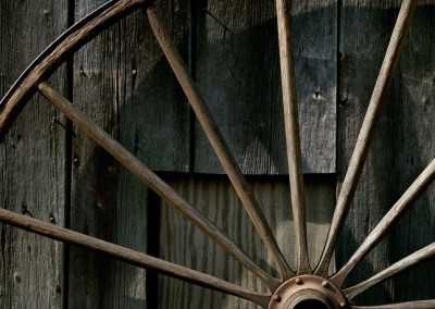 595 Wagon wheel & barn, New Hampshire