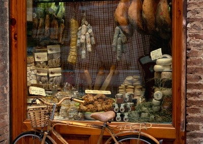620 Bicycle and Storefront, Siena, Italy